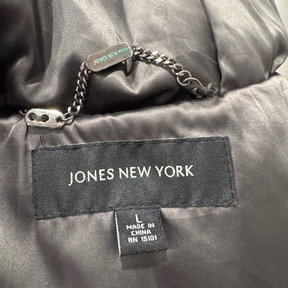 Women's Olive Green  Puffer Jacket - Picture 10 of 10